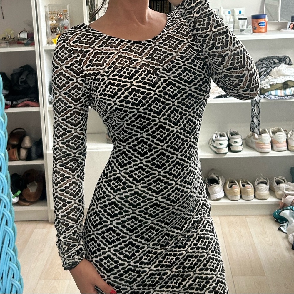 XS Long Sleeve Open Back Dress